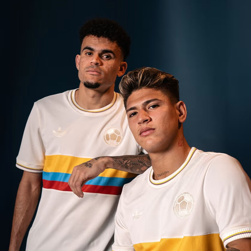 🏆 ¡LUCE LA HISTORIA! CAMISETA BICENTENARIO 🇨🇴 – COMPRA 1 Y RECIBE UN DESCUENTO DE 50% EN LA SEGUNDA UNIDAD